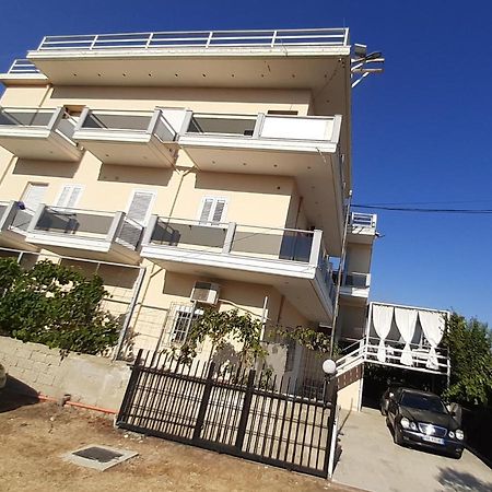 Collaku Apartment'S Vlore Exterior photo