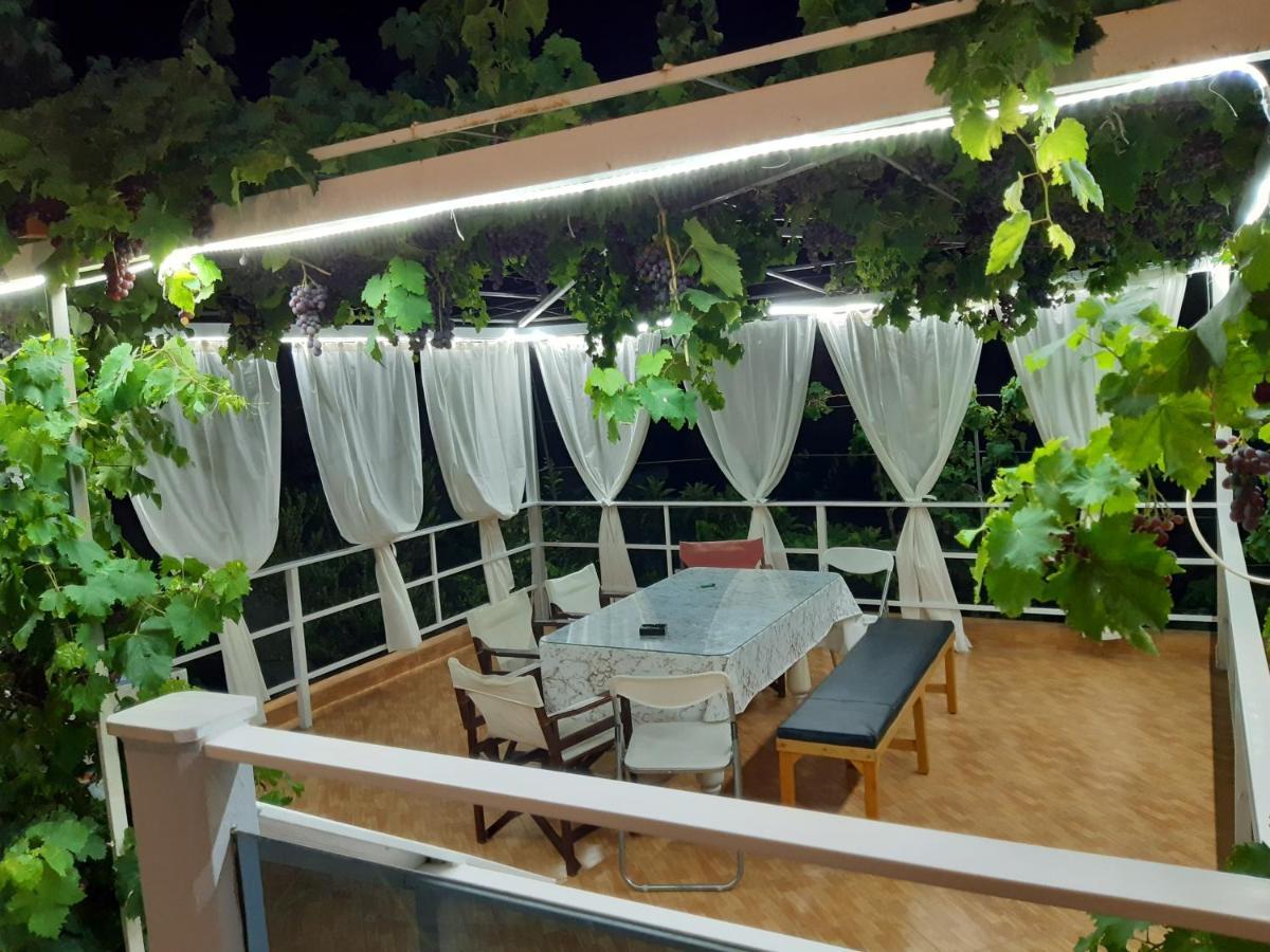 Collaku Apartment'S Vlore Exterior photo