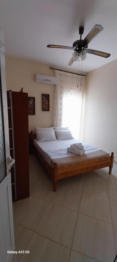 Collaku Apartment'S Vlore Exterior photo