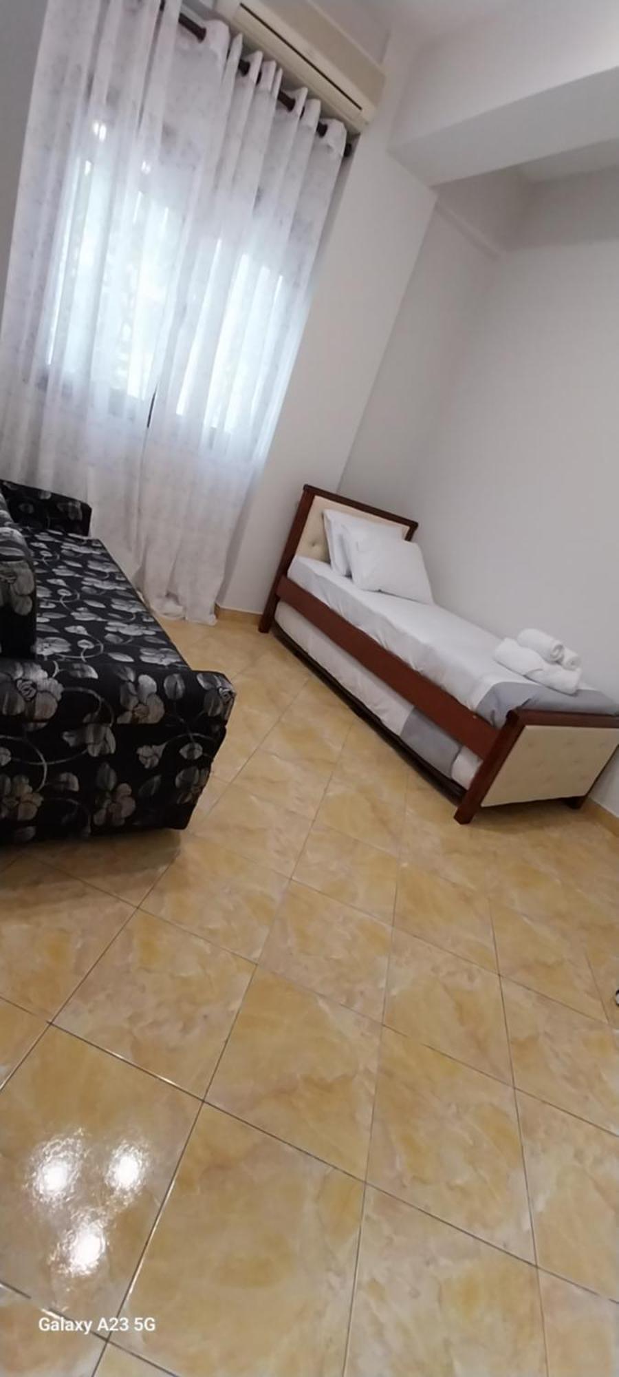 Collaku Apartment'S Vlore Exterior photo